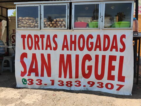 Tortas Ahogadas San Miguel Cuyutlan image 2