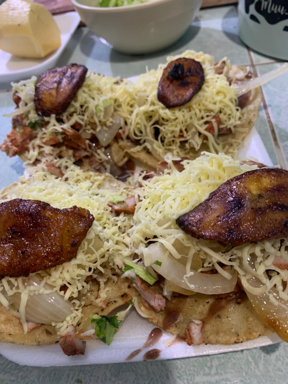 Tacos y tortas las 5 calles image 4