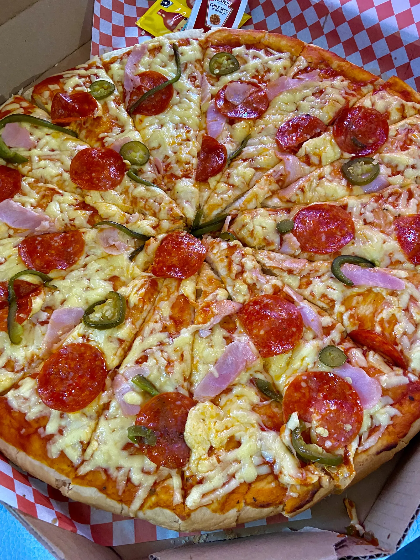 Pizzalola image 10