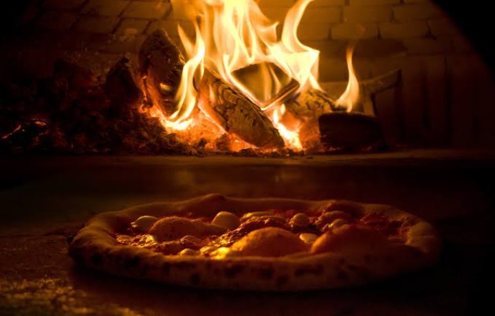 Santelmo Pizza a la leña gourmet image 6