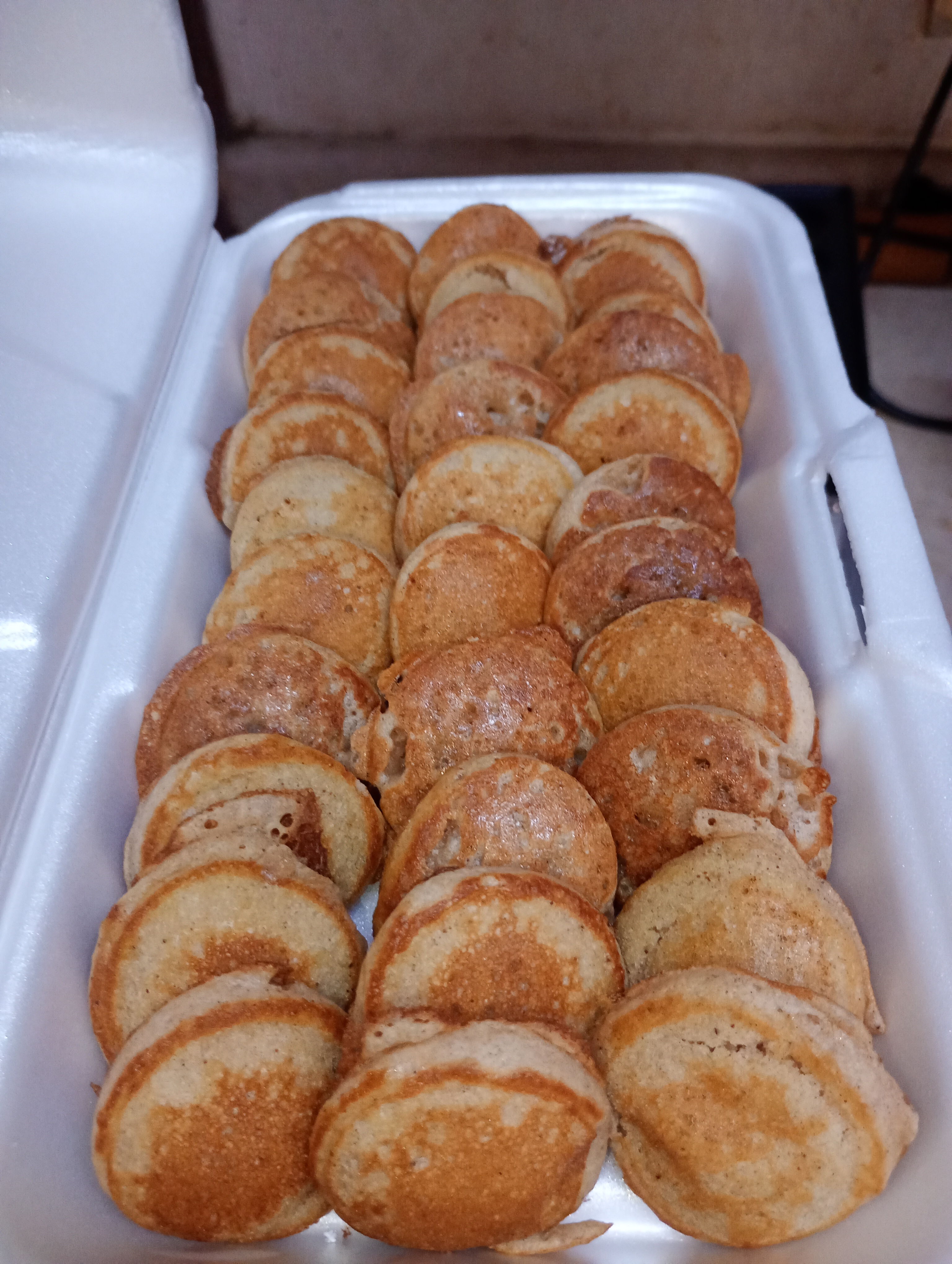 El Glotón Enmascarado Ruiseñores image 2