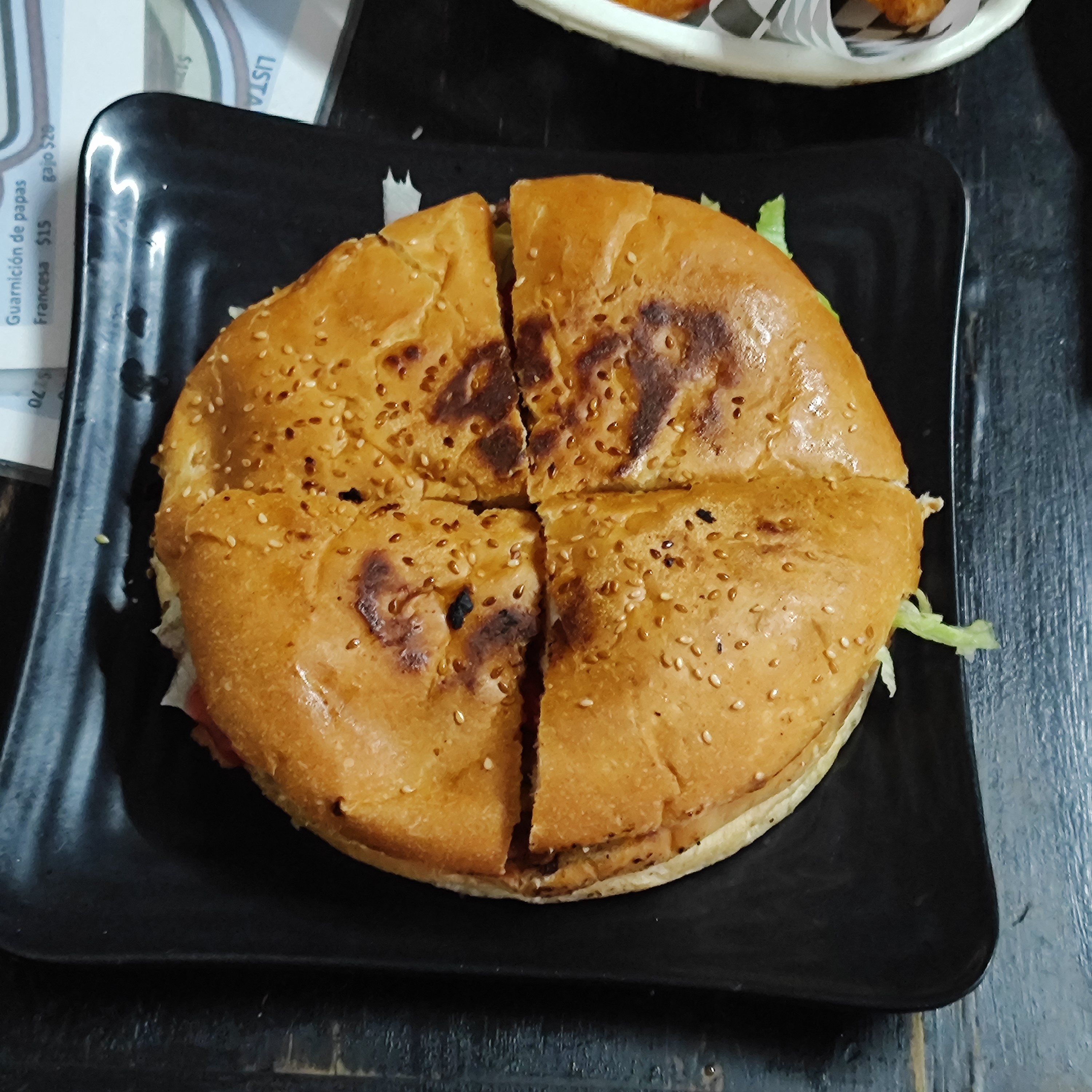 Dogos y hamburguesas el choche image 3