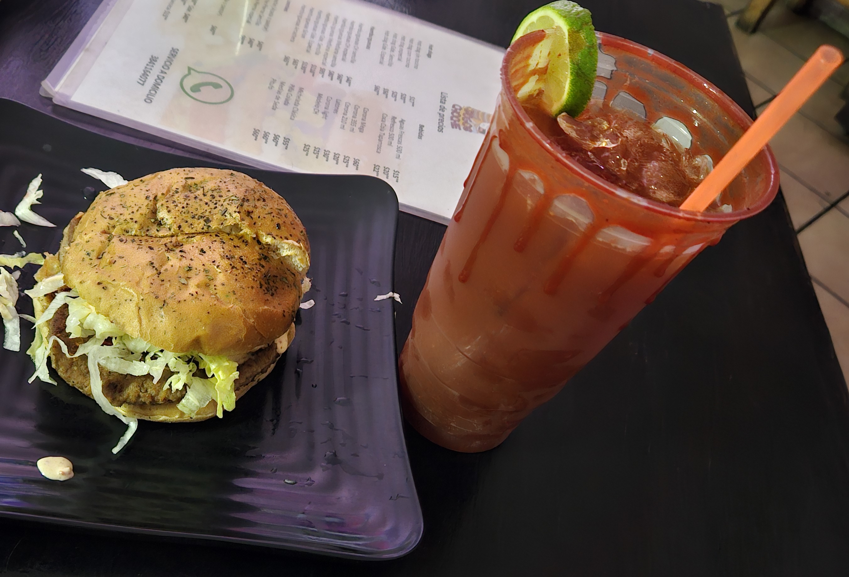 Dogos y hamburguesas el choche image 4