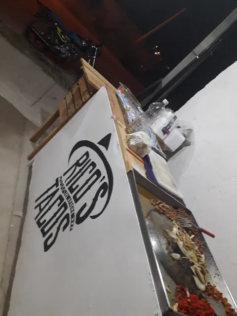 Ricos Tacos "EL APACHE" image 3