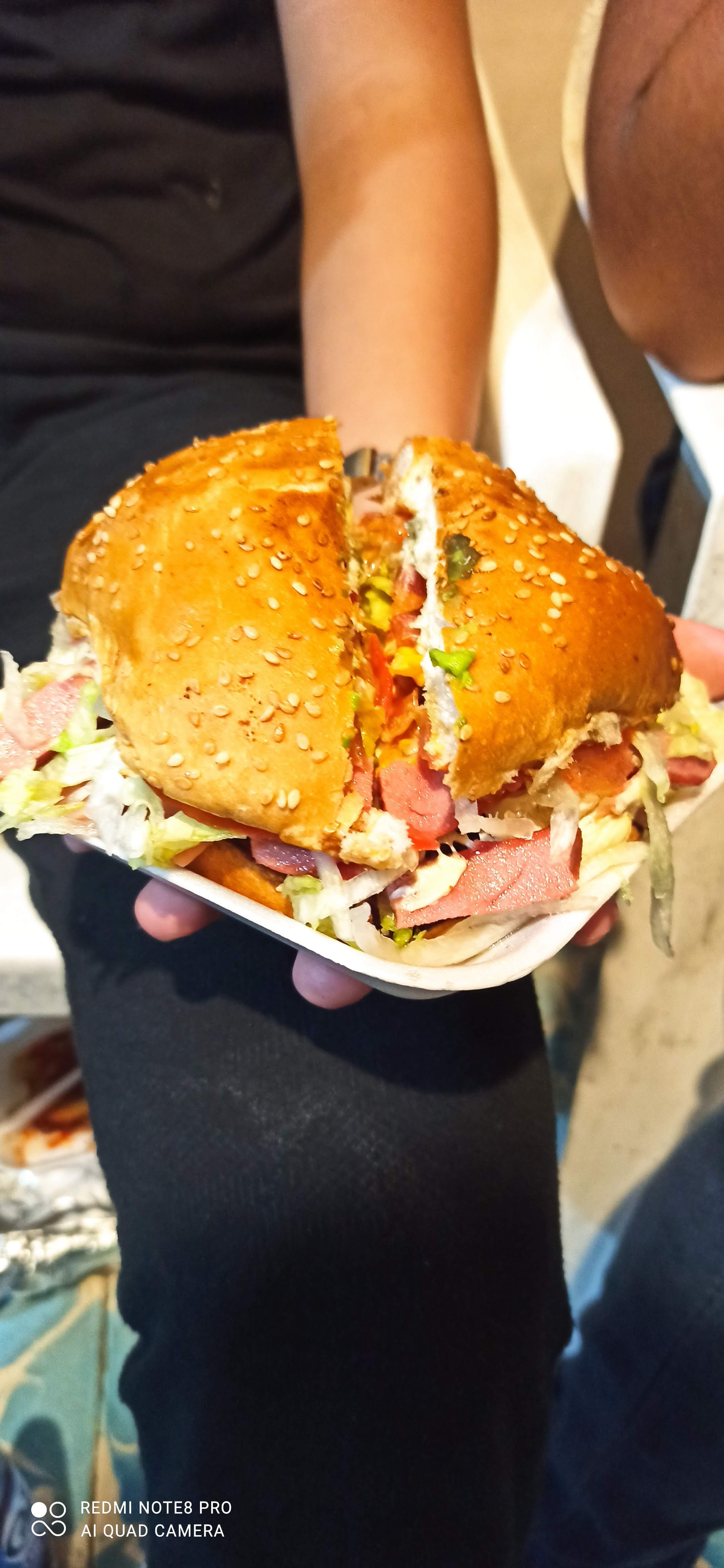 Hamburguesas LANDHY image 2