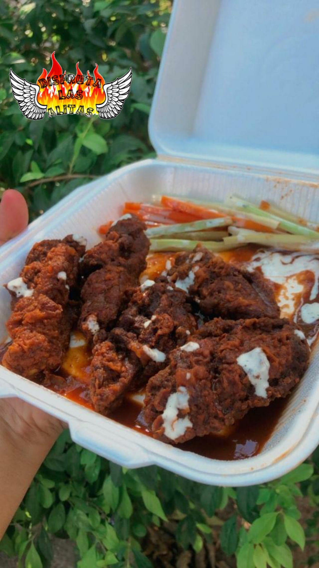 Disfruta las Alitas image 3