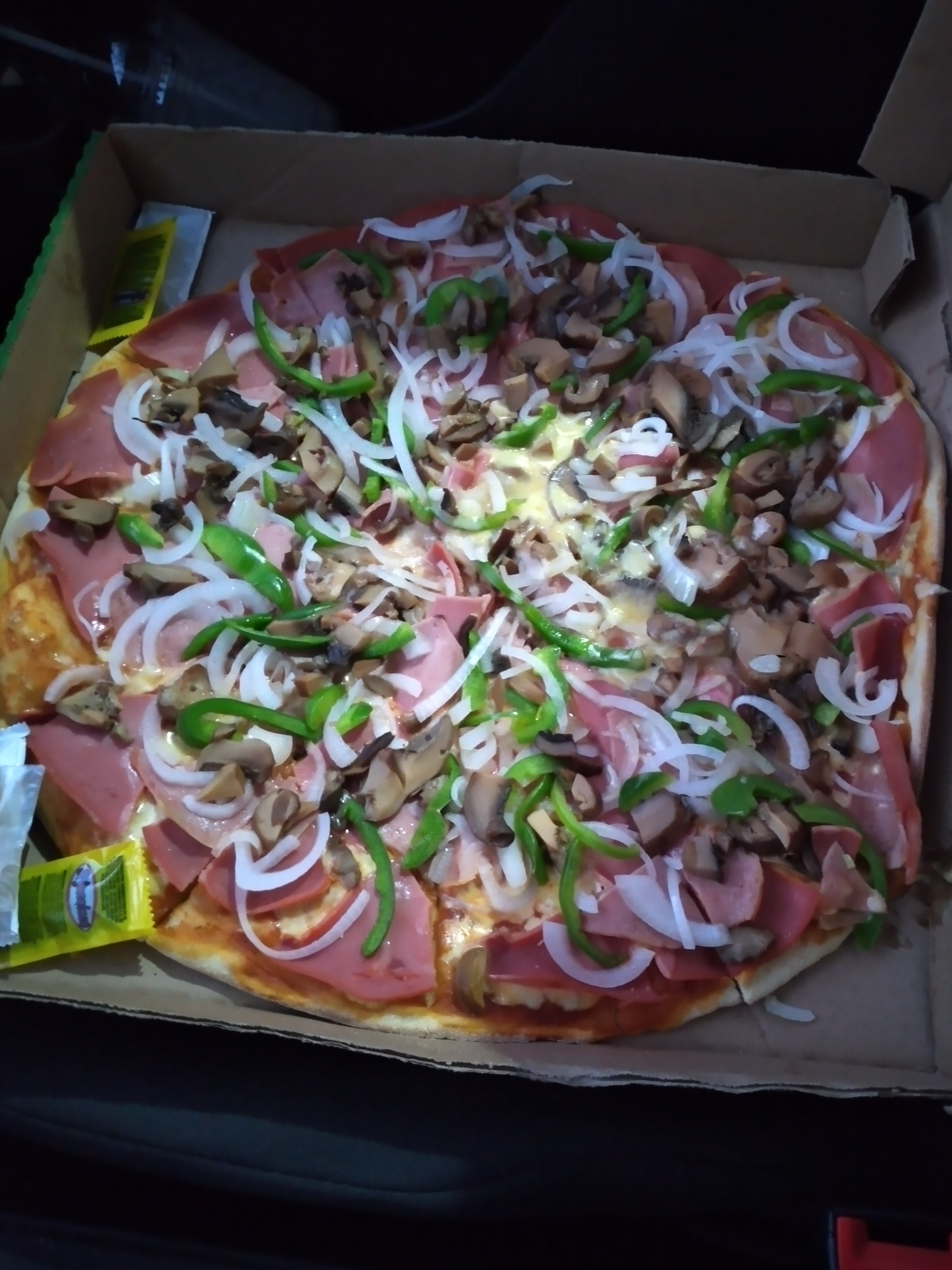 Tibo´s Pizza image 2