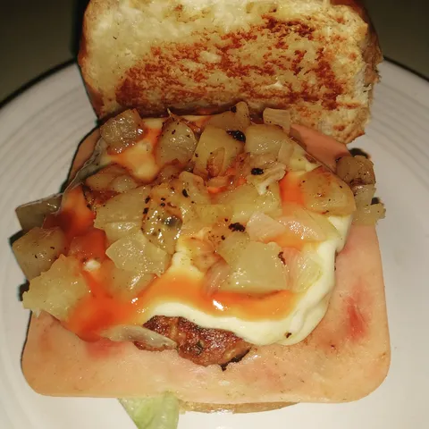 Liam Burger image 3