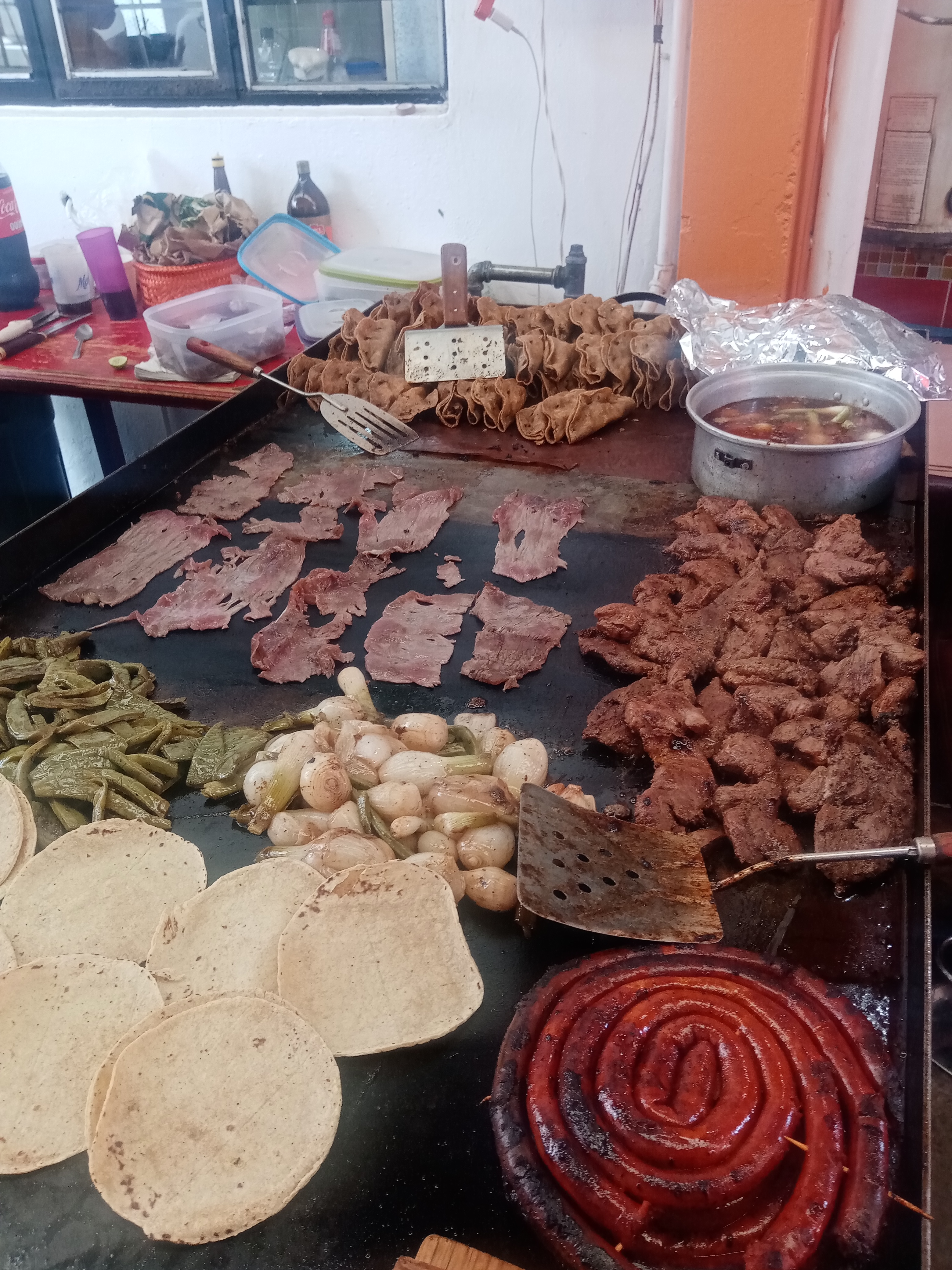 Carnitas El Rojo image 1