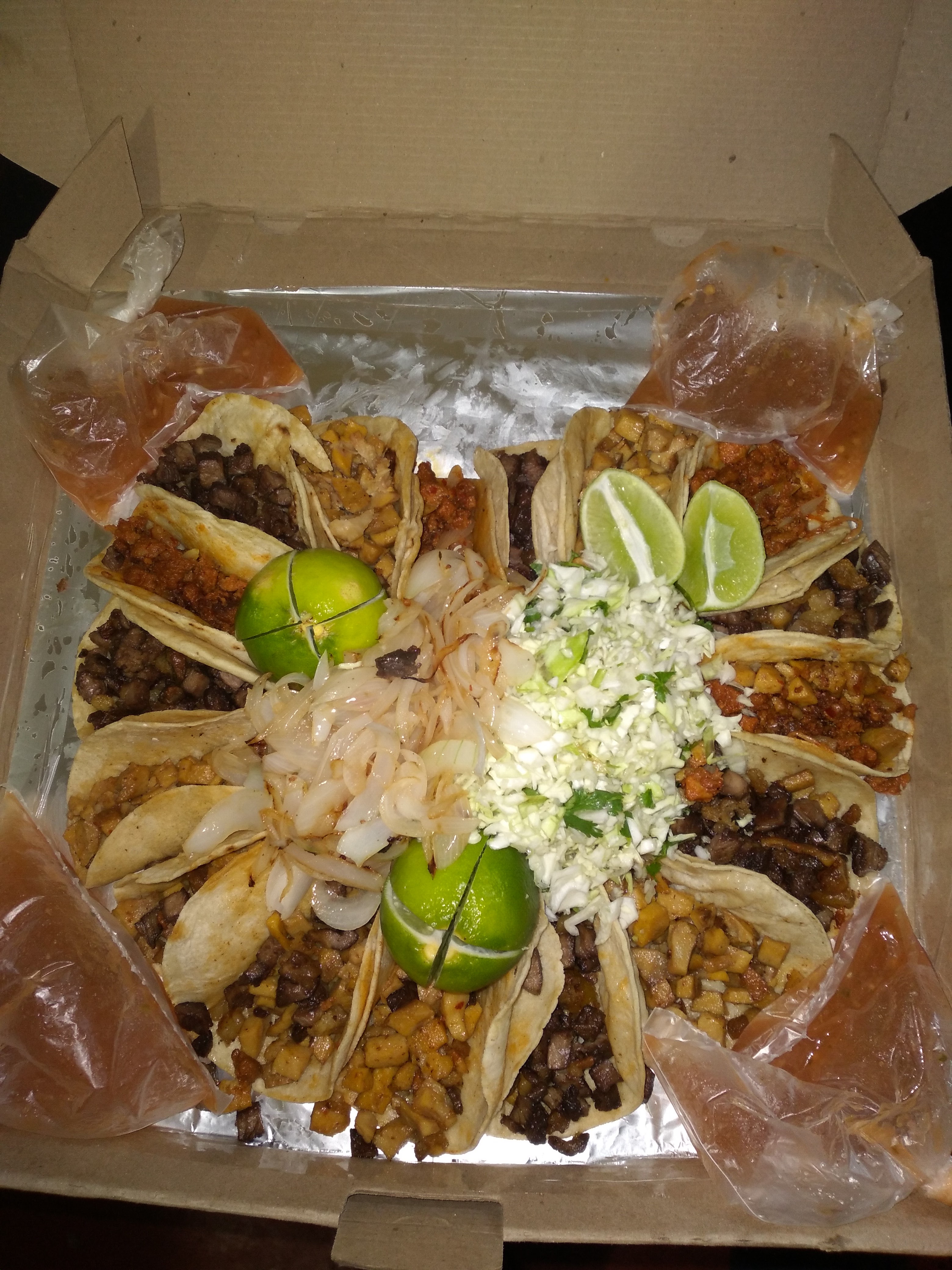 Taquería "El taco loco" image 2