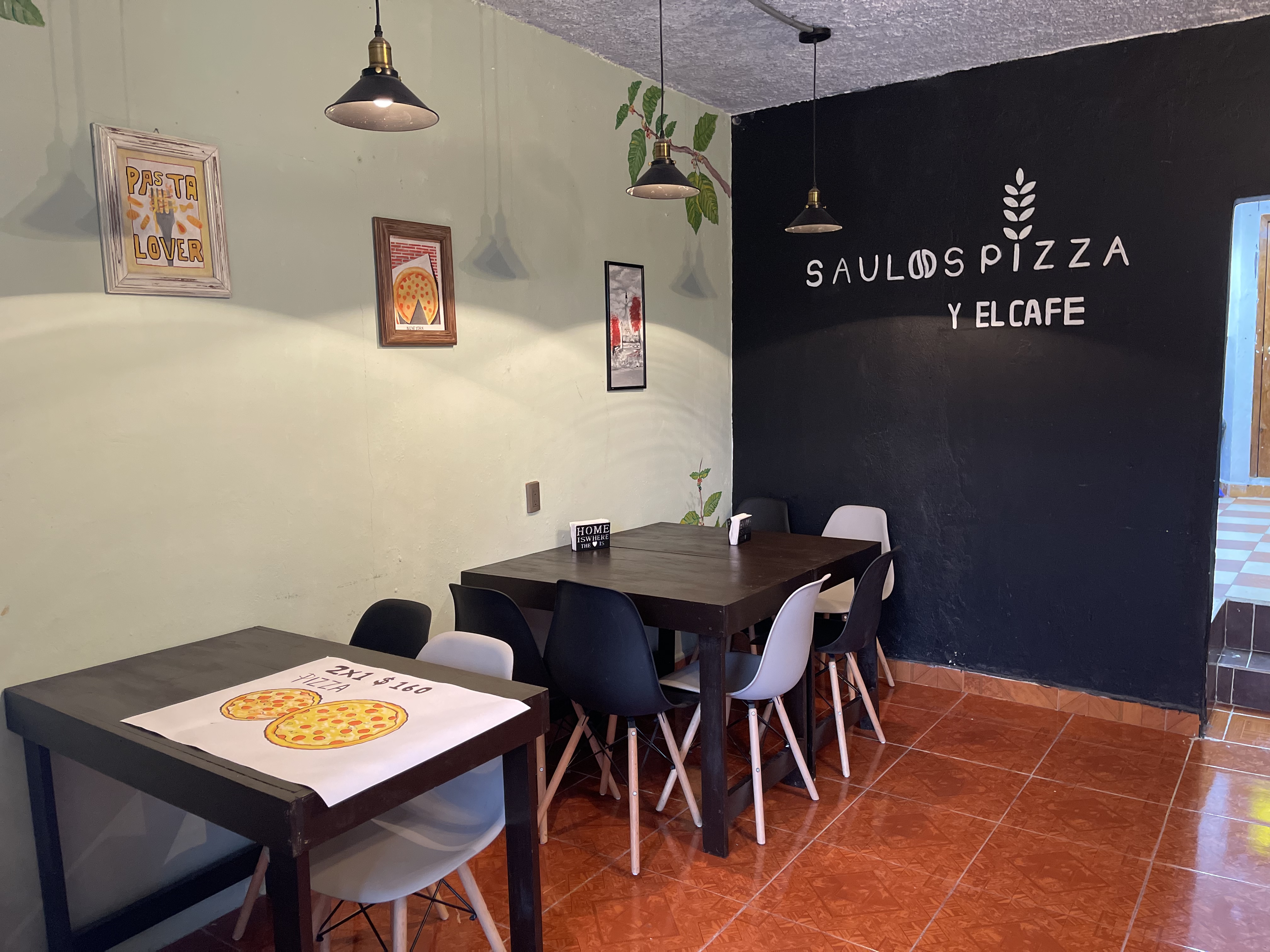 SAULOS PIZZA Y EL CAFE . image 1