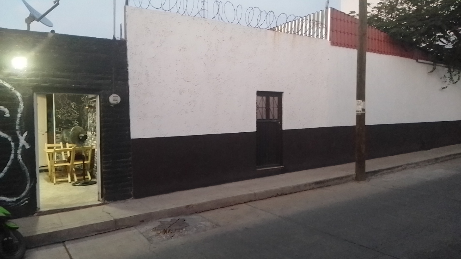 Chutis wings image 5