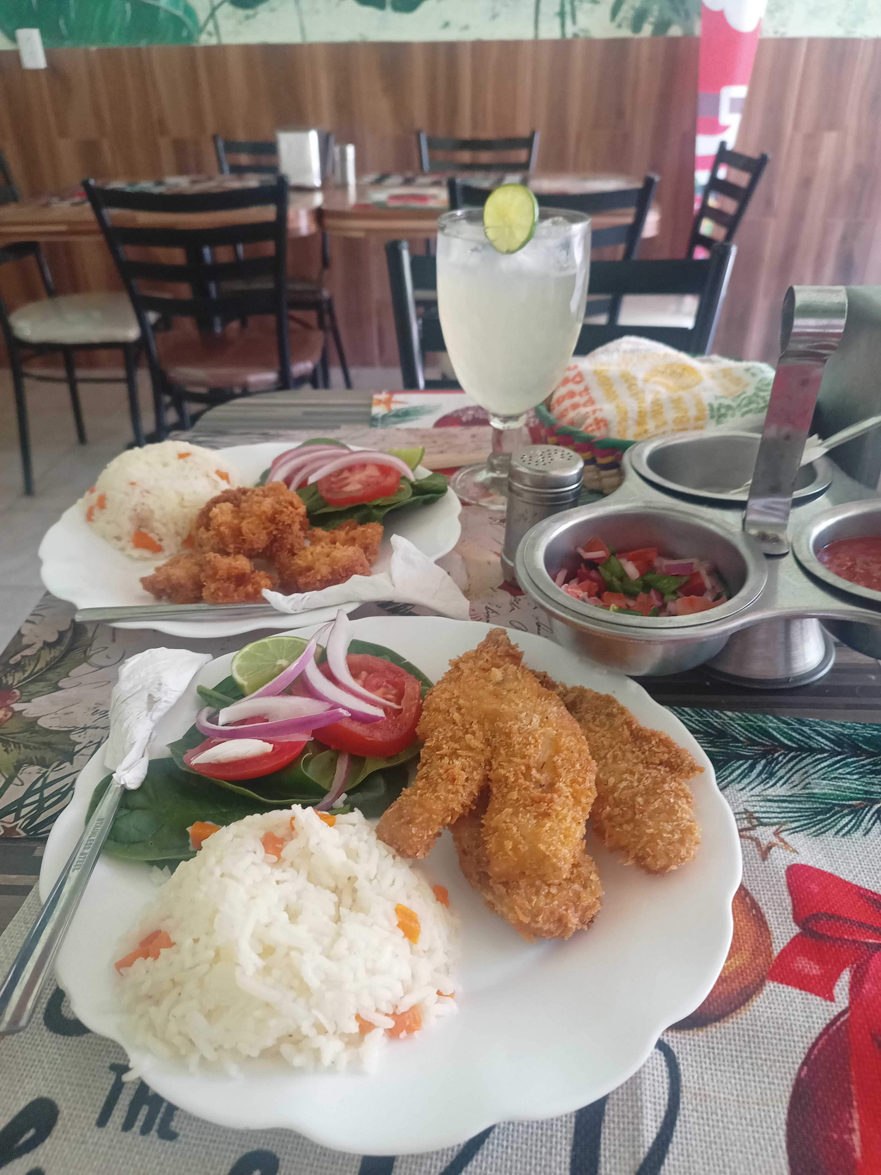 Domiluz Brunch Lunch image 3