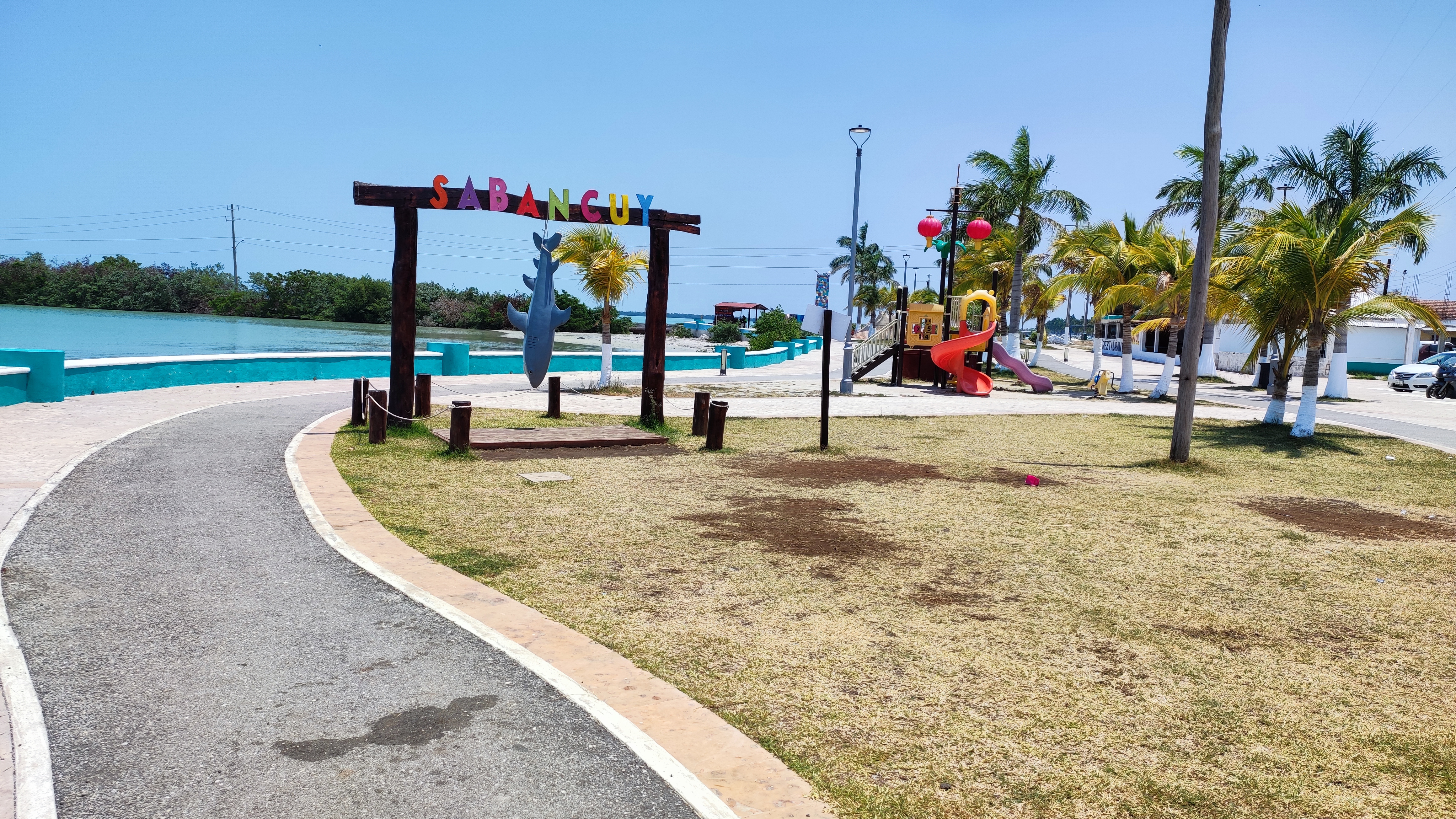 Coctelería Las Brisas image 4