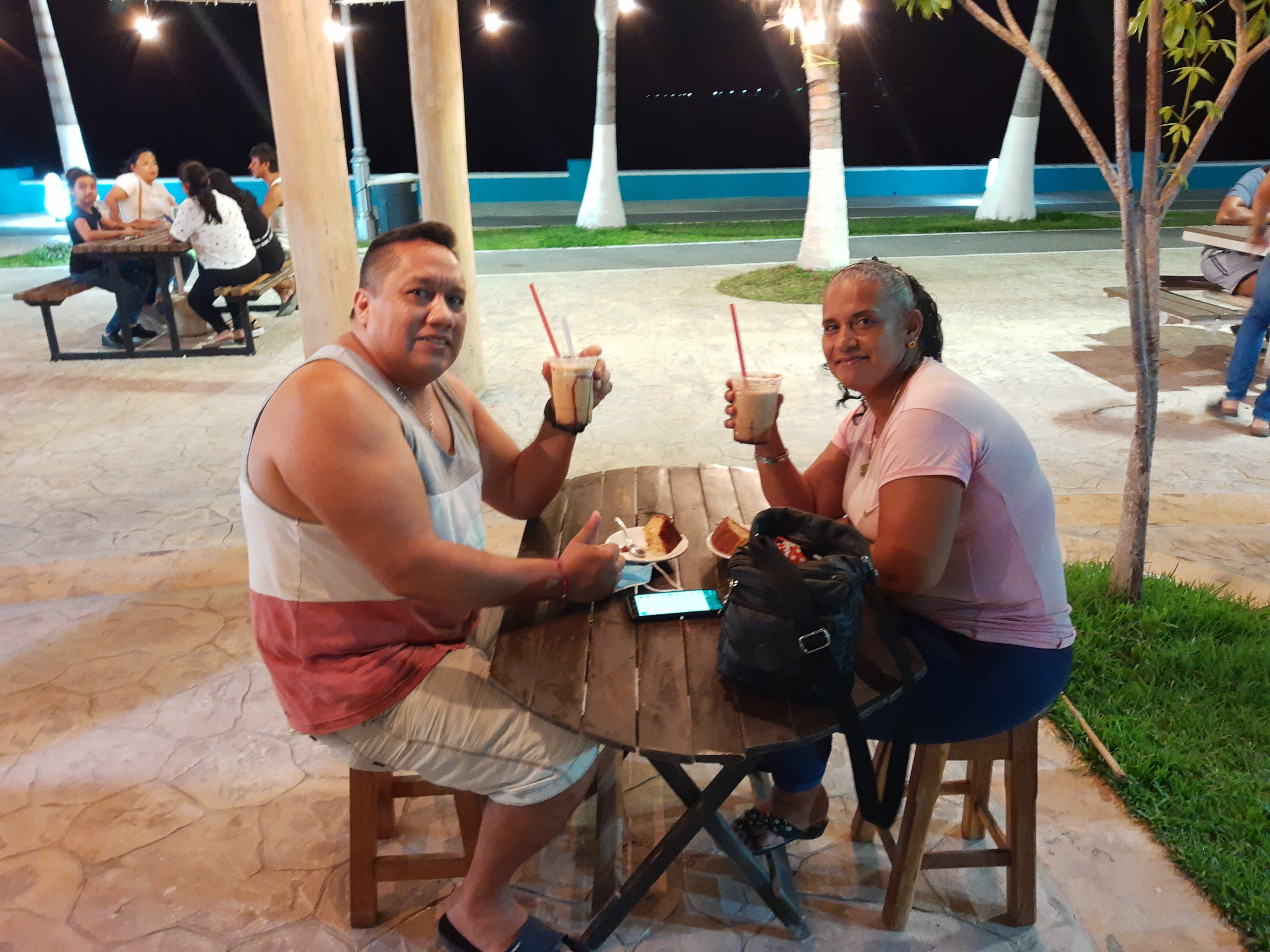 Coctelería Las Brisas image 5