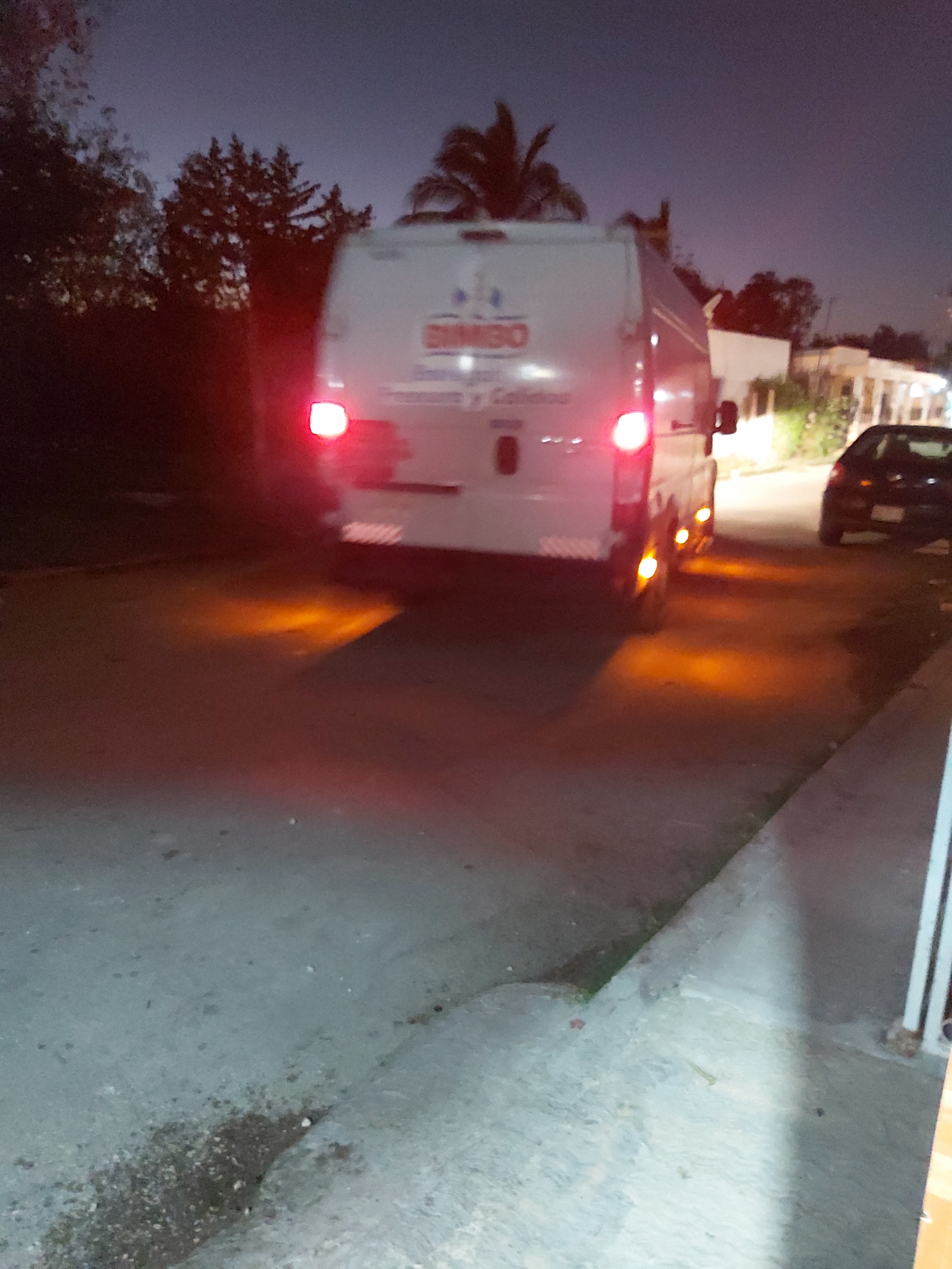 Taqueria El famoso image 5