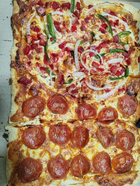 PIZZERIA LAFRAGATA una Embarcacion de sabores image 1