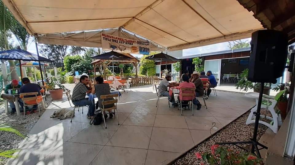 Centro Botanero Luna Nueva image 3