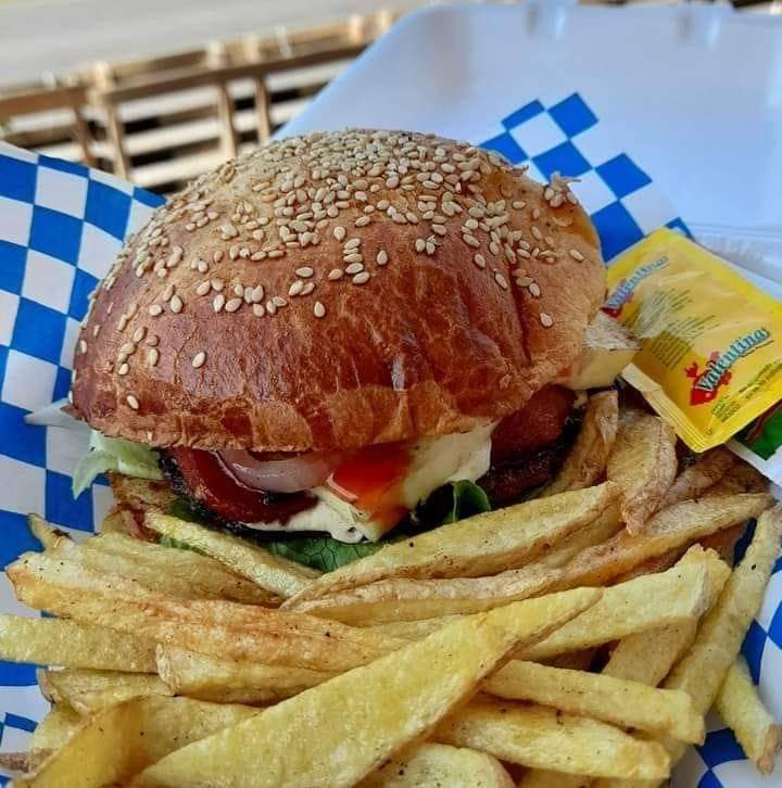 "ALA BURGER Y SNACKS" image 1