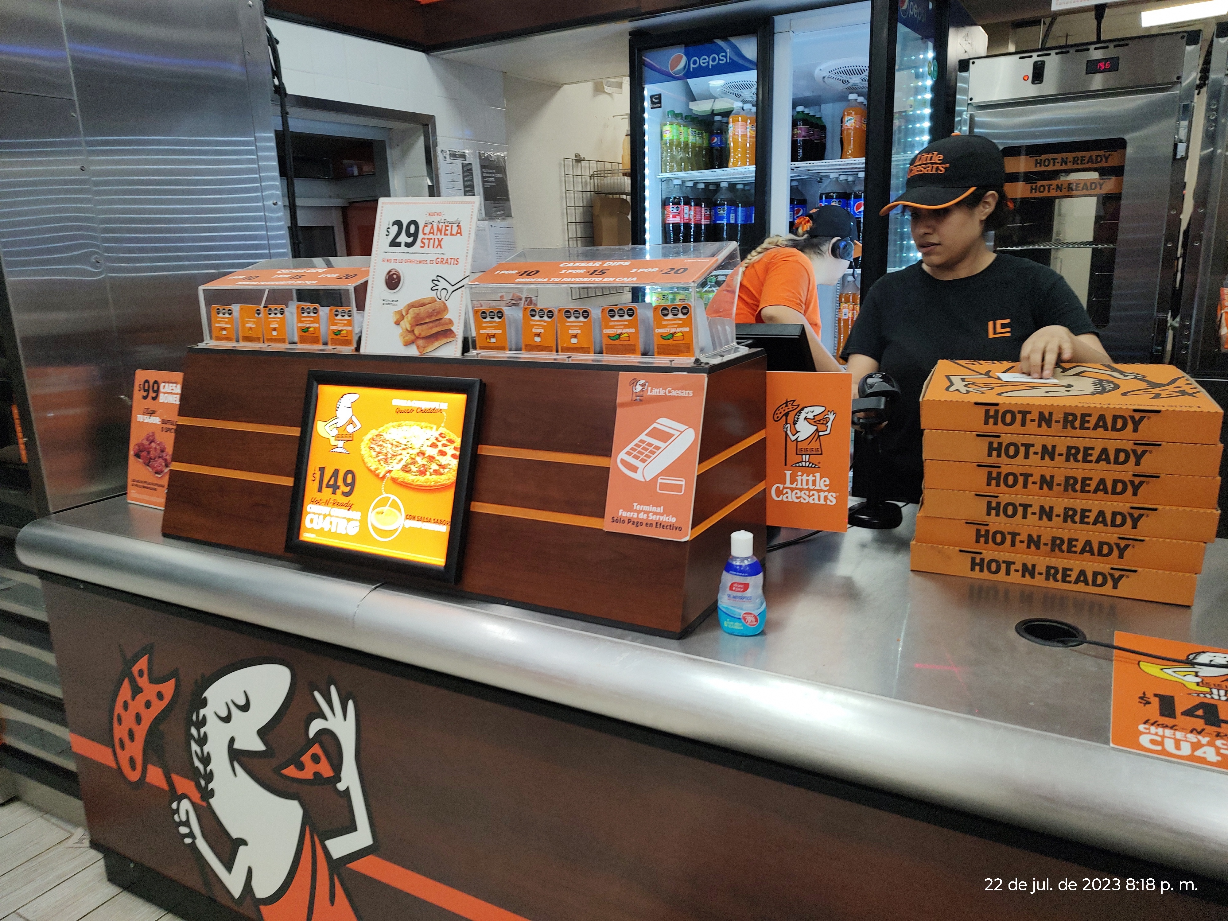 Little Caesars Maclovio image 9