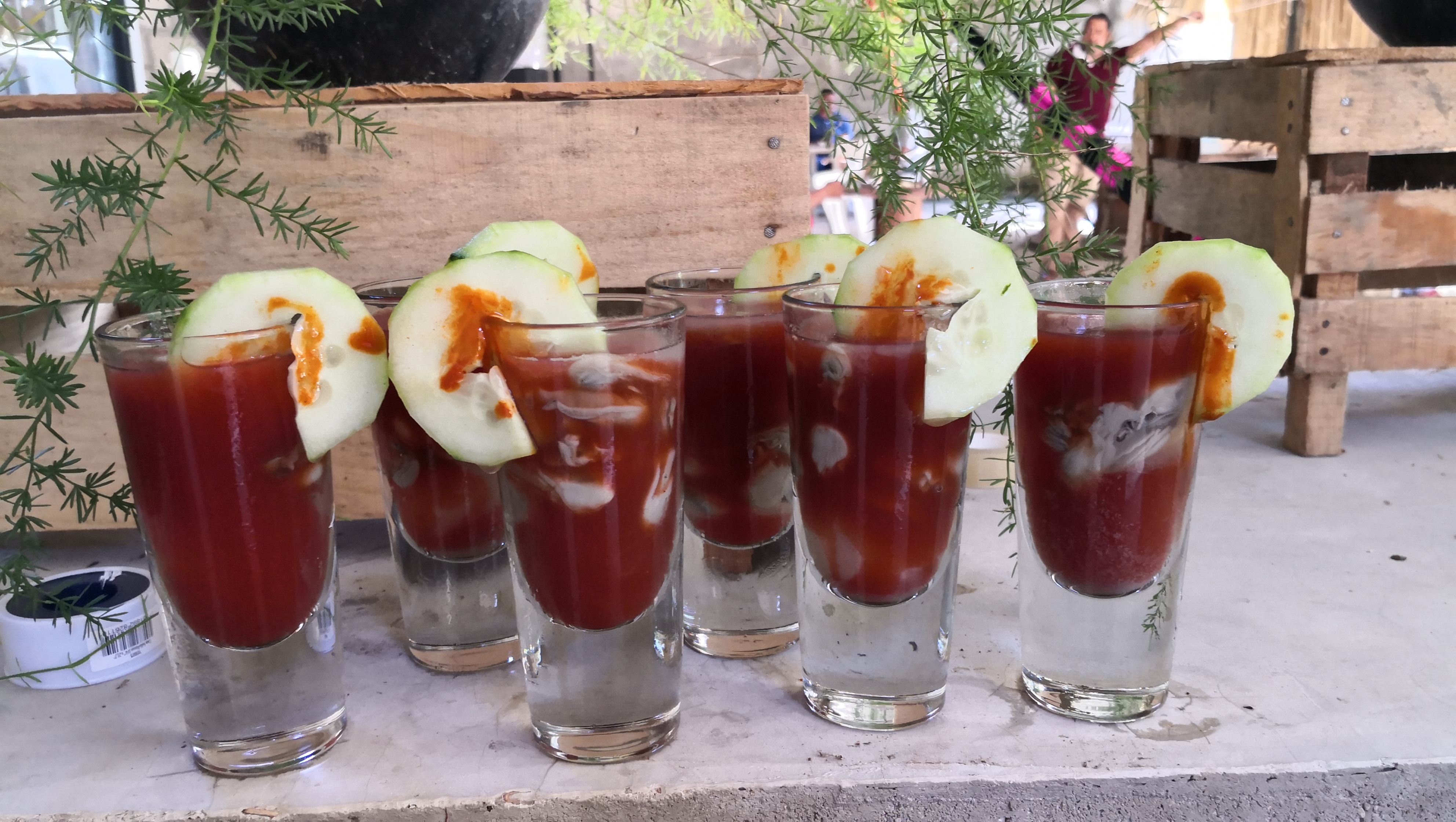 B I Z Z A R R O image 2