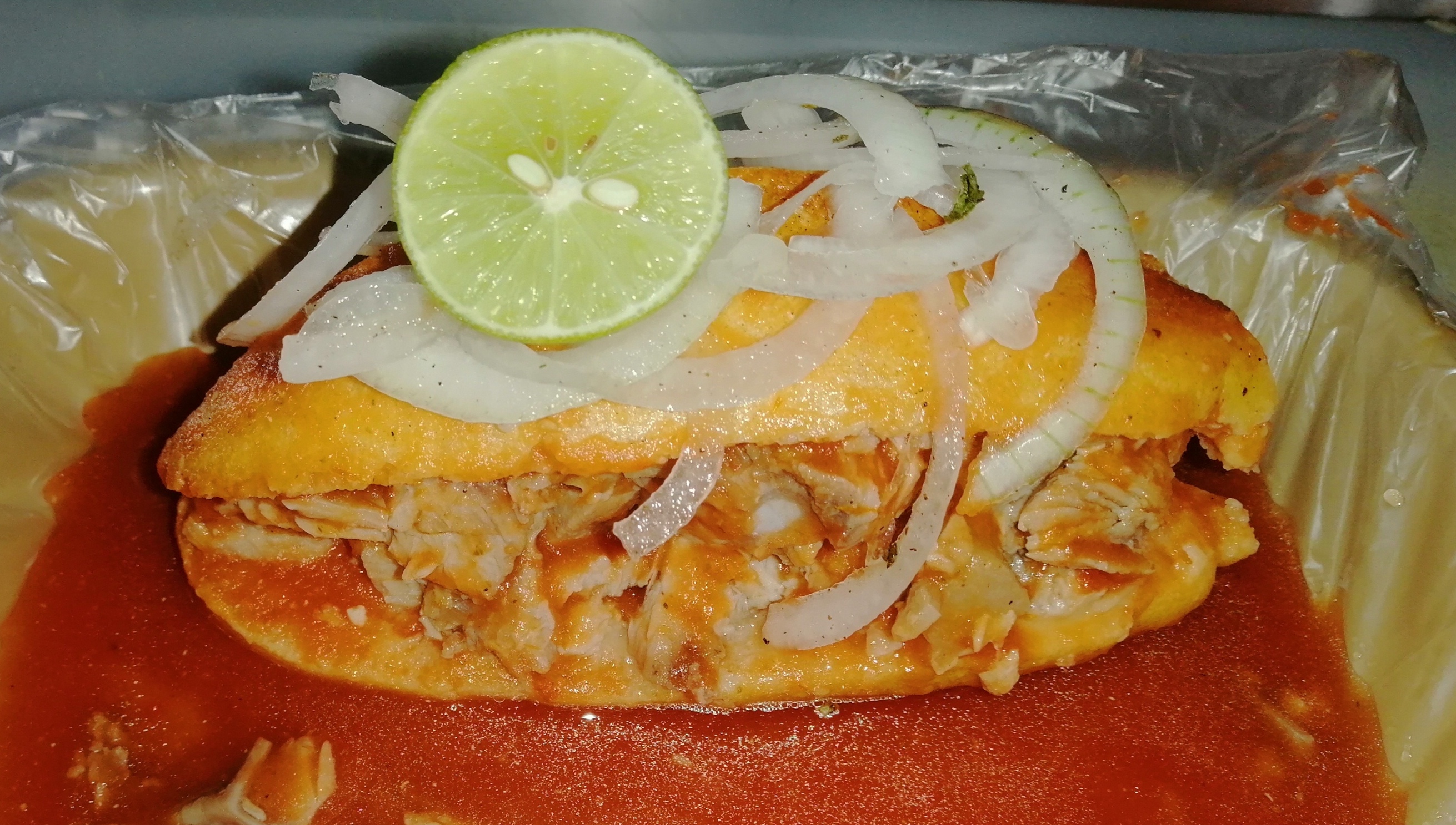 Tortas ahogadas talibanes image 4