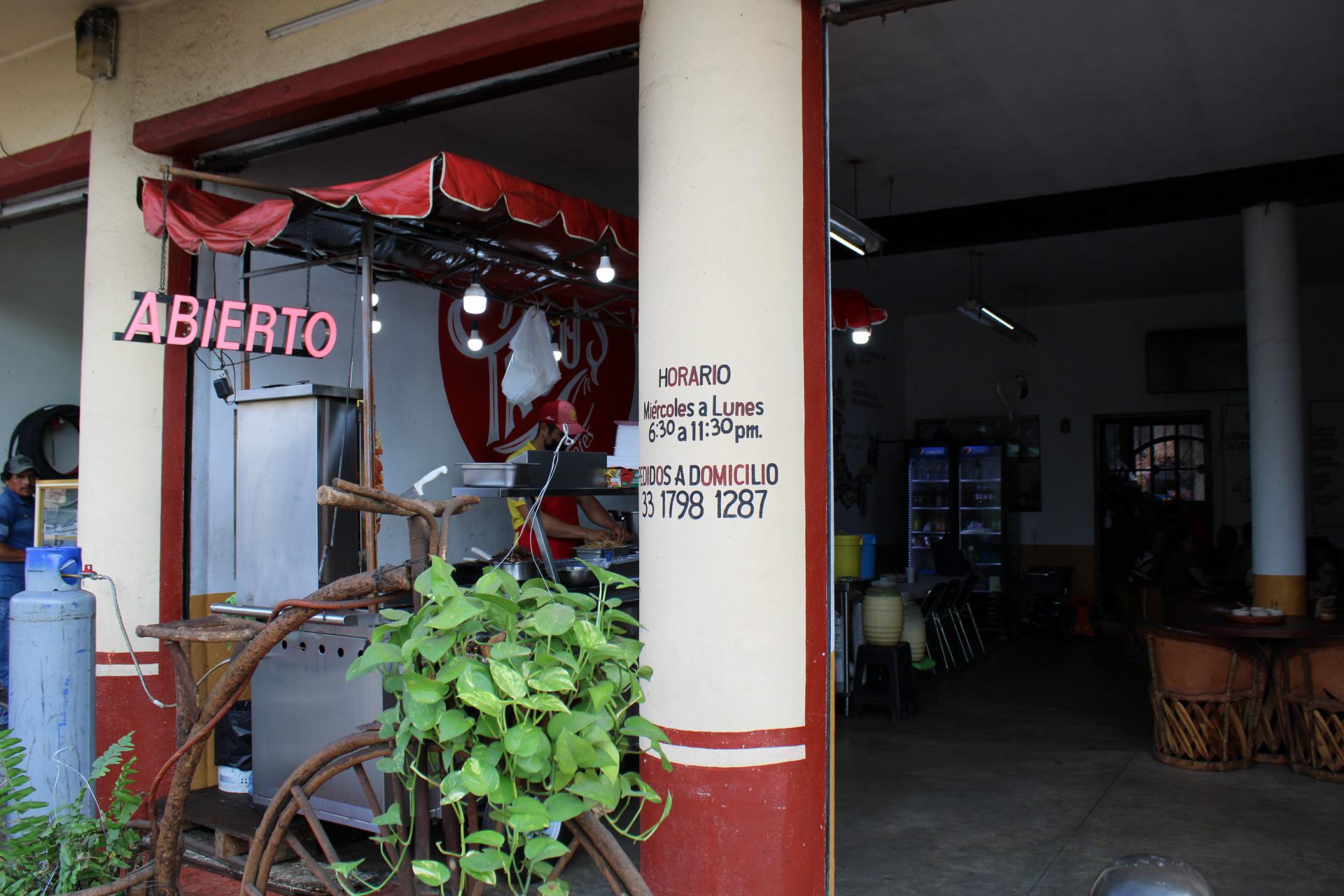 Tacos “Los Profes” image 1