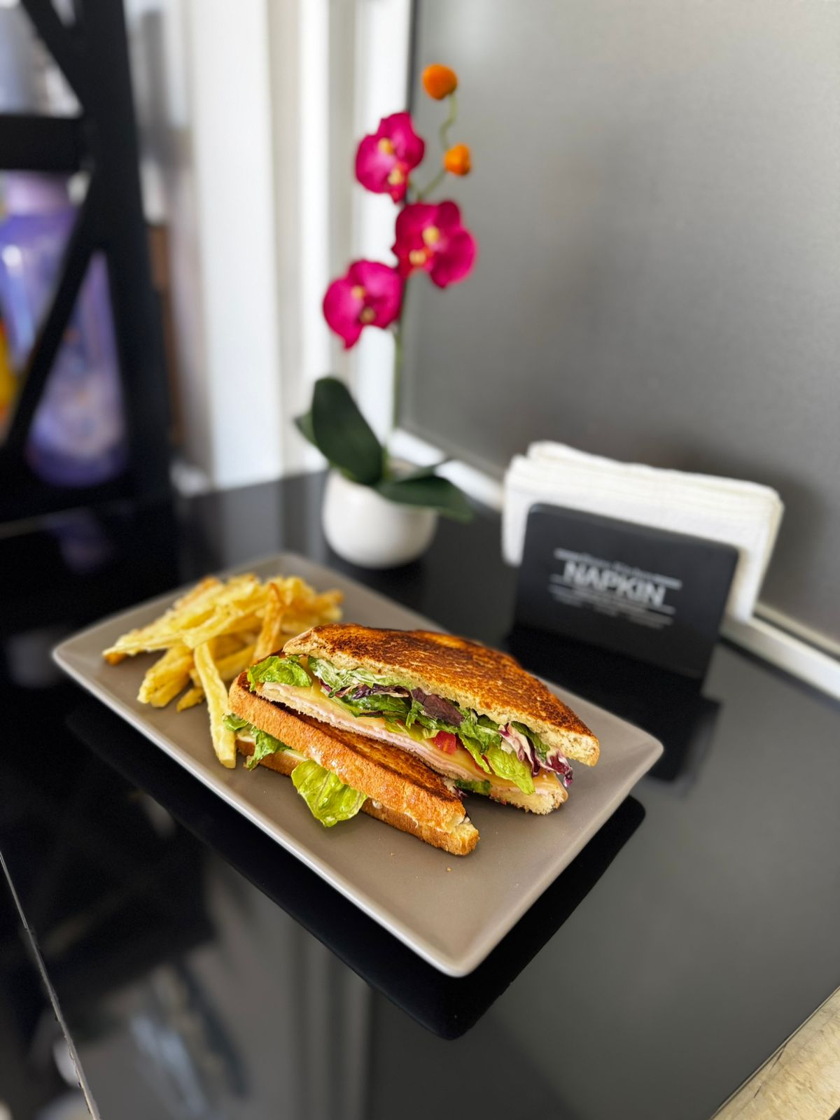 Bistro Elegance image 2