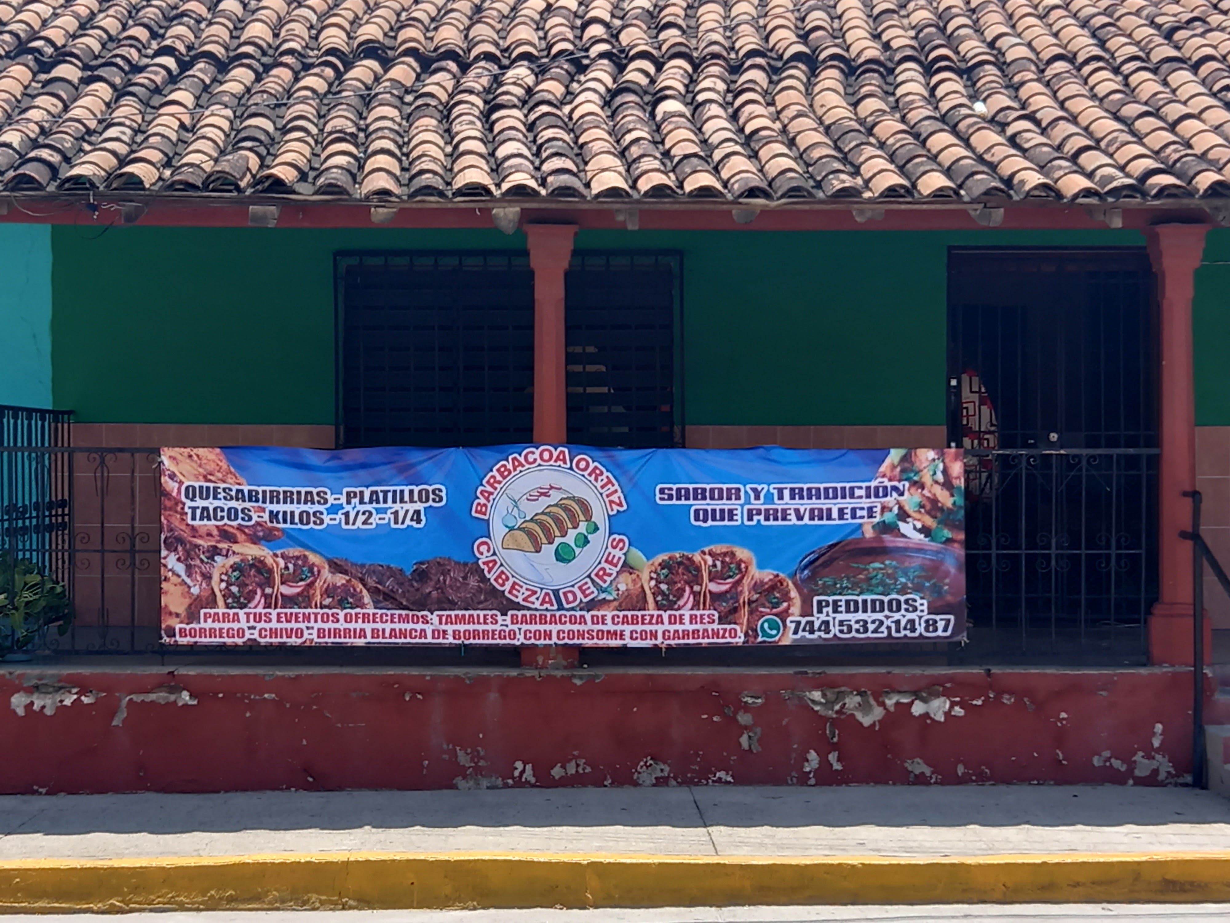 Taquería "Julian Ortiz" image 1