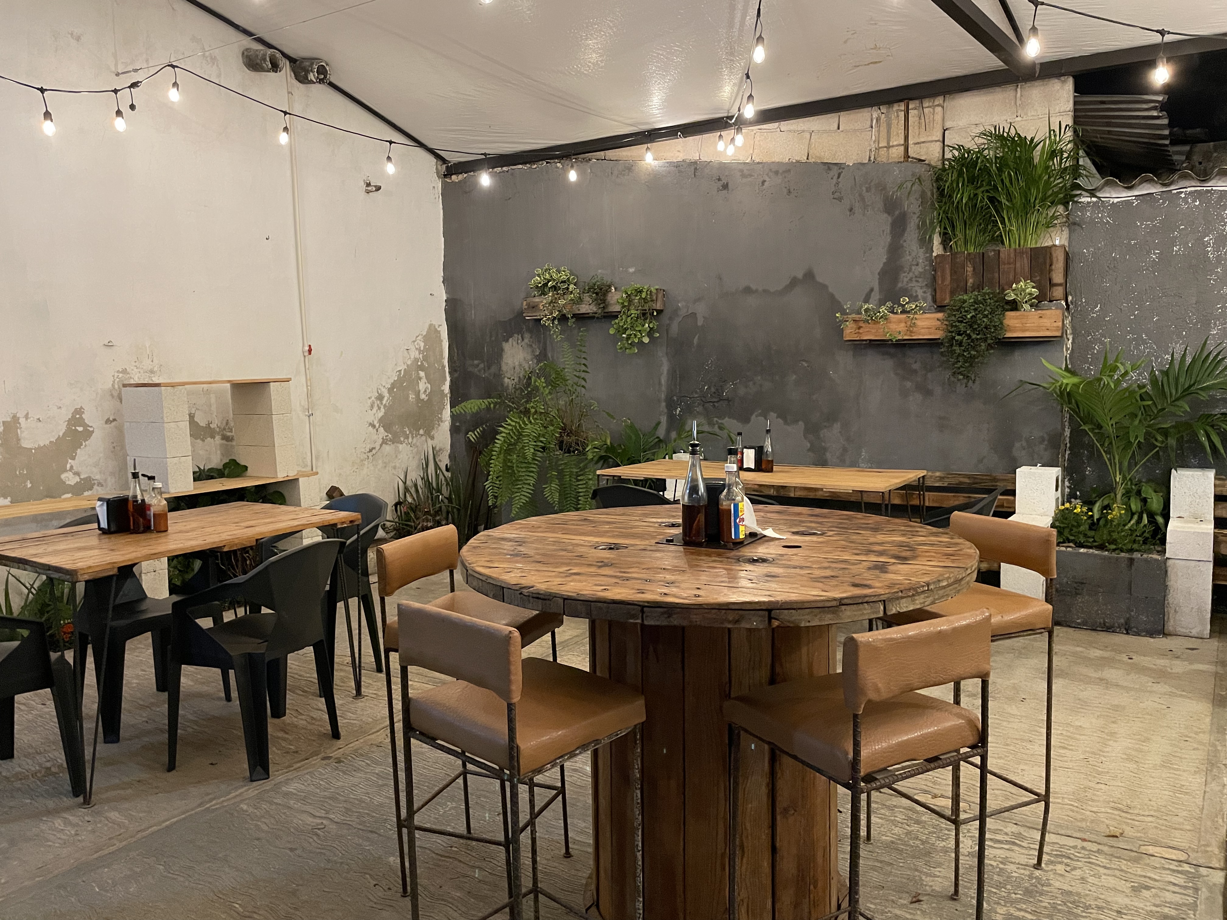 Mizzica Pizzería Italo - Mexicana image 7