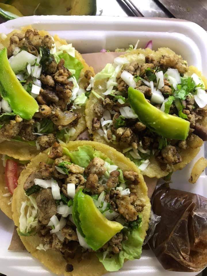 Antojitos y Cocina “Doña Clau” image 3