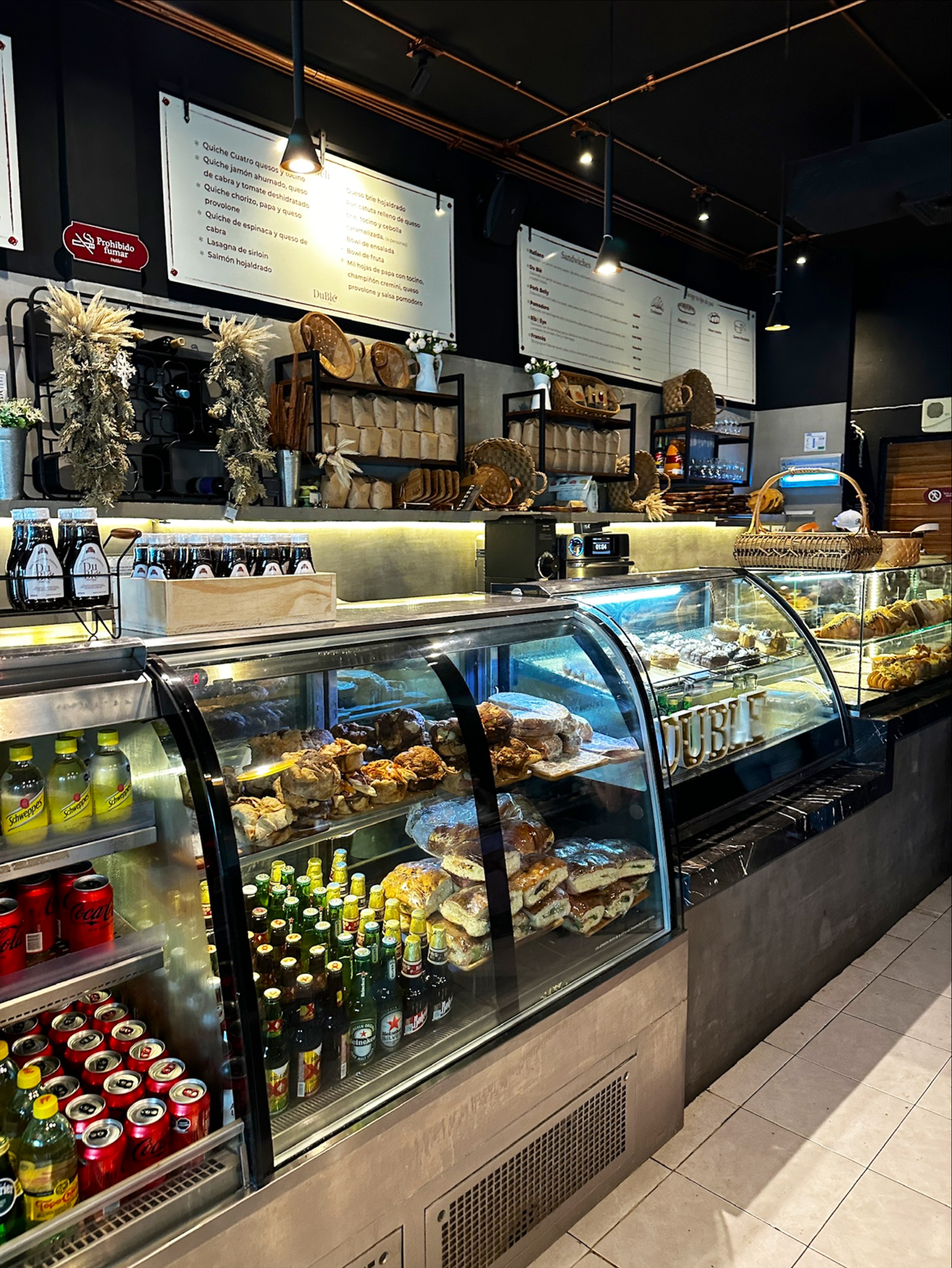 Duble casual kitchen image 2