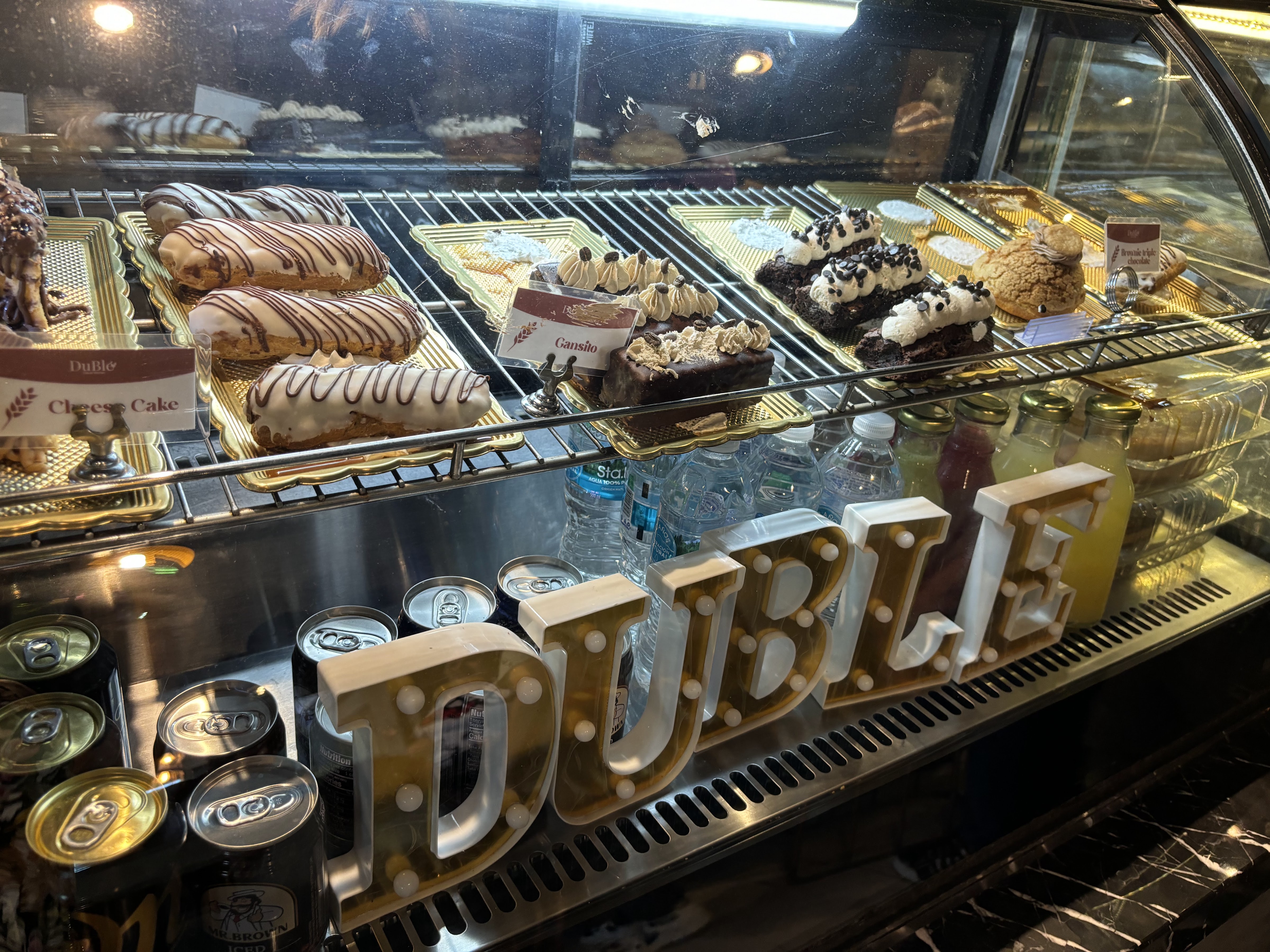 Duble casual kitchen image 9