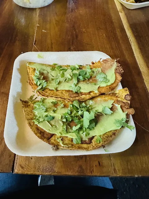 Quesa perras image 2