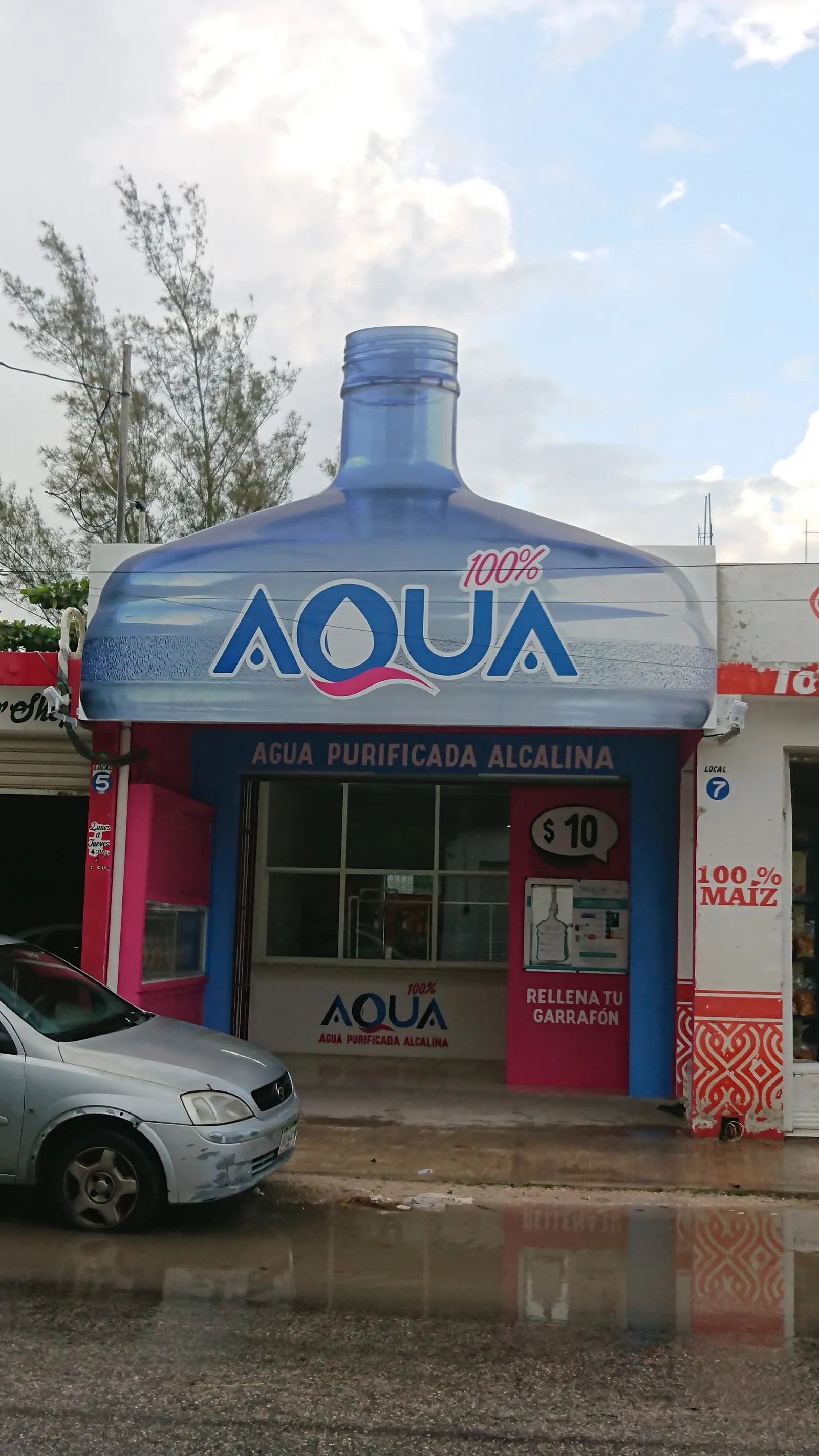 100% AQUA image 6