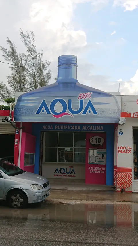 100% AQUA image 6