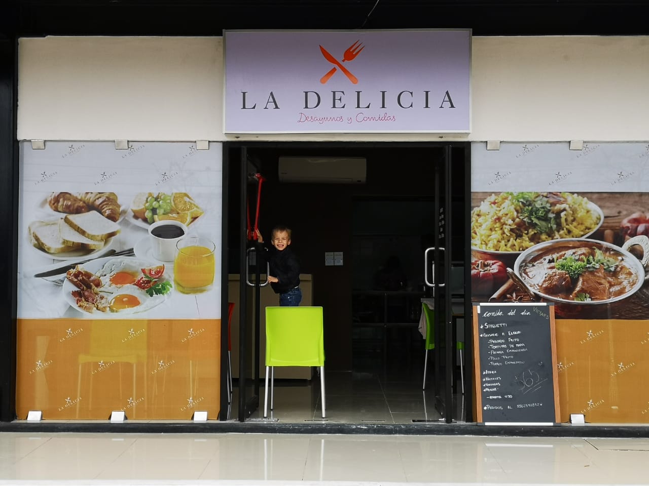 La Delicia image 7