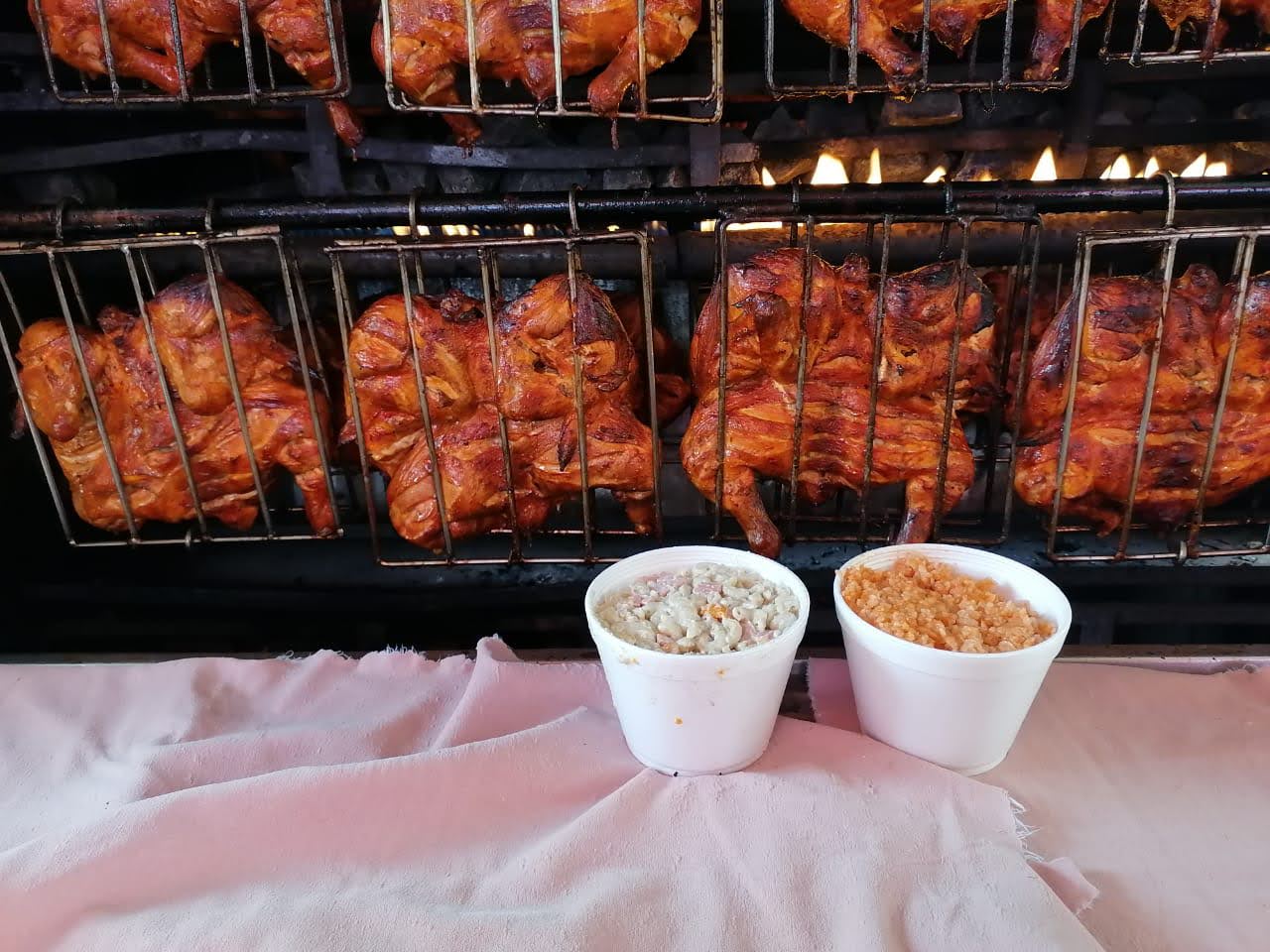 POLLOS EL GORRUDO image 1