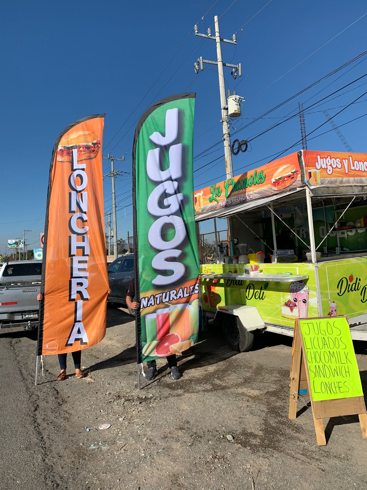 Los Chamoles image 1