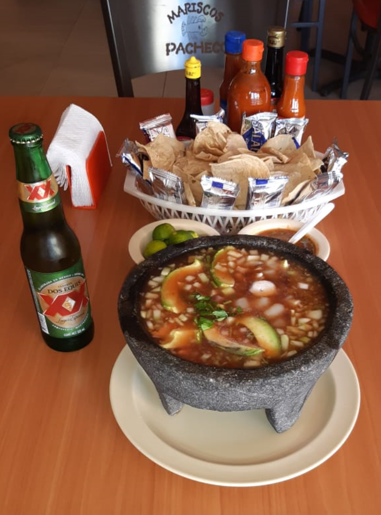 Mariscos, Tortas y Hamburguesas Pacheco image 2