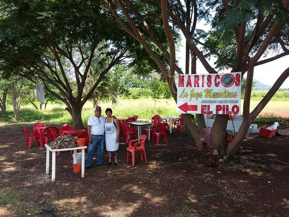 Mariscos "El Pilo" image 3