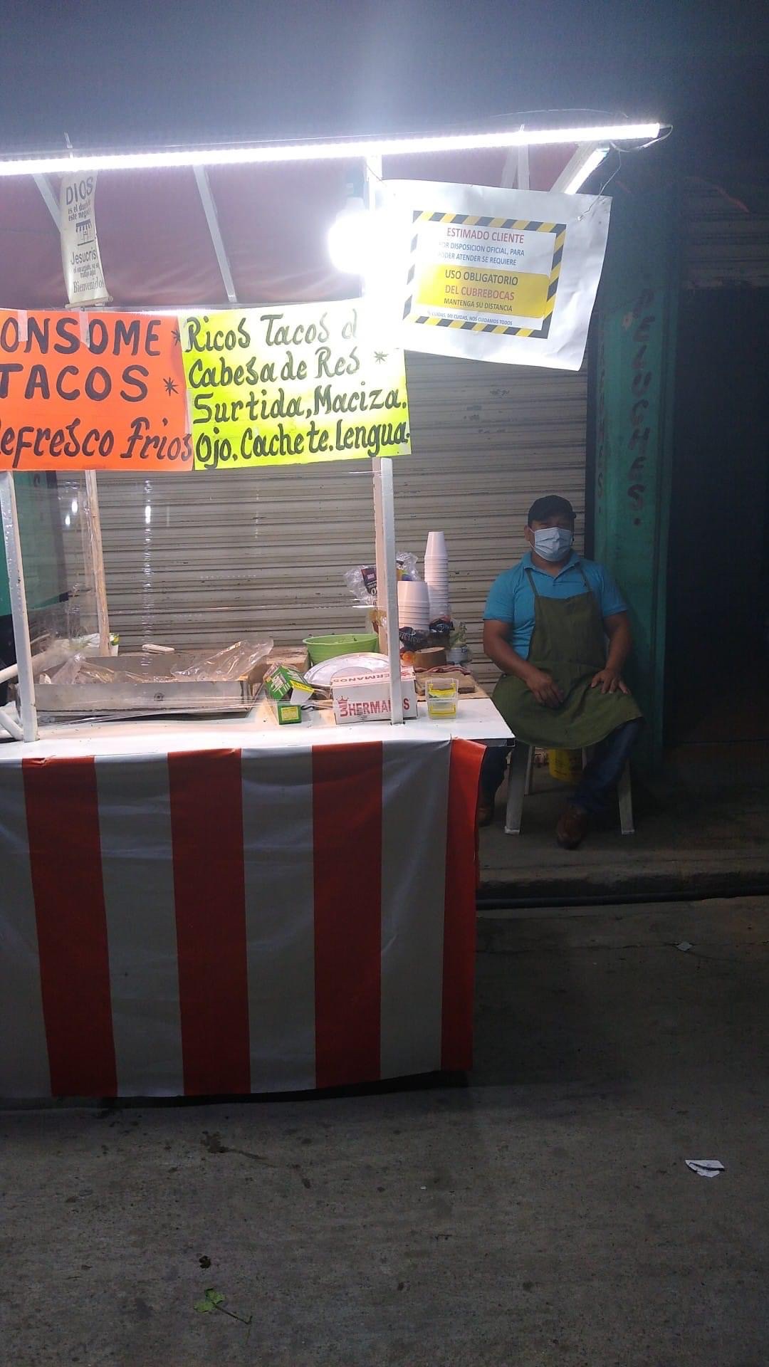 Taqueria de sabrosos tacos de cabeza y consomé de res image 1