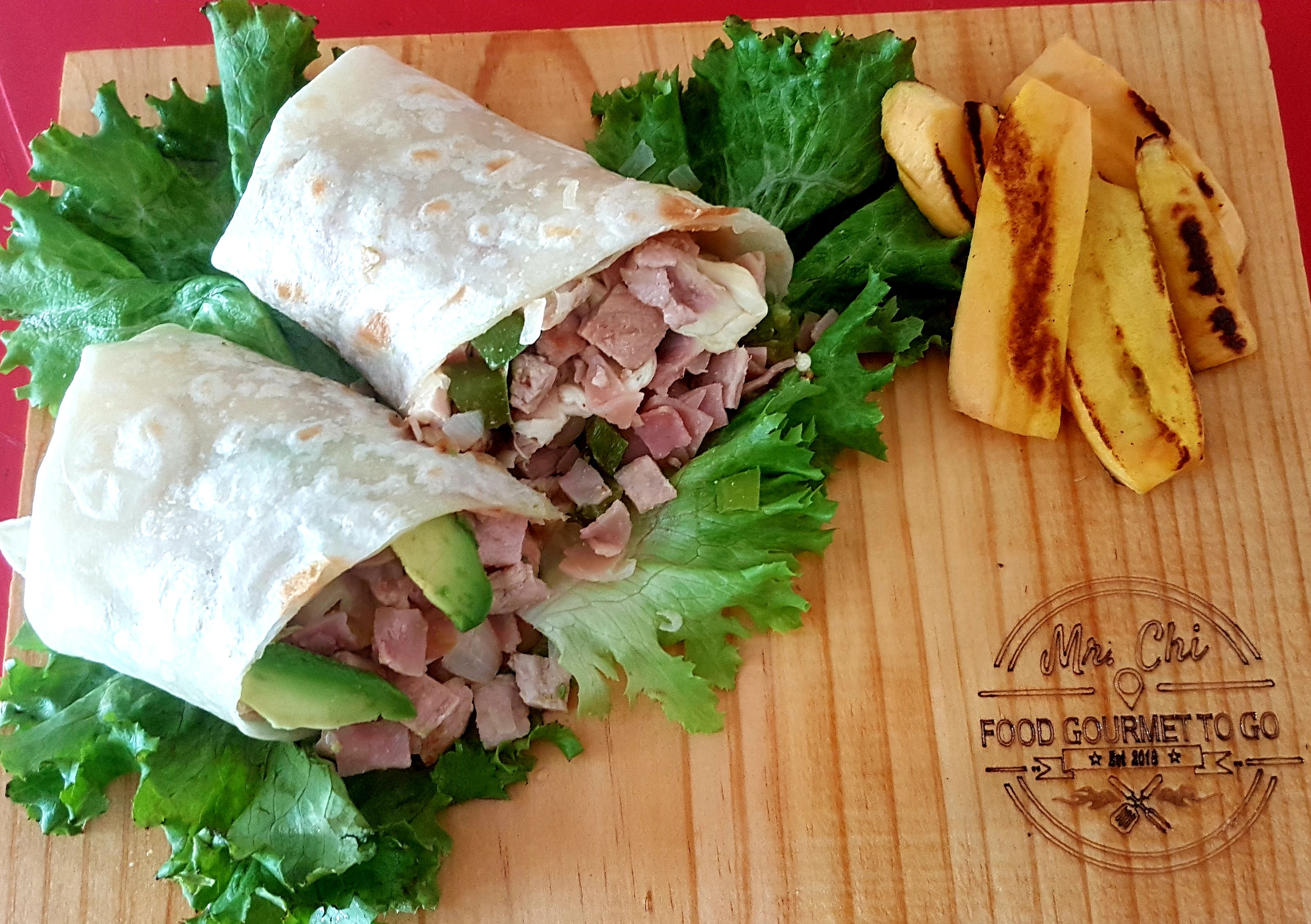 "Mr. Chi " Desayunos, Ensaladas, Hamburguesas, Snakcs. image 7