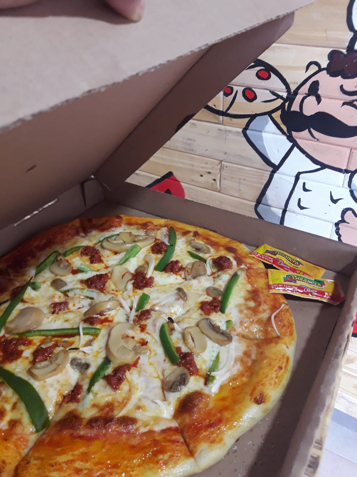 Deli´s Pizza image 2