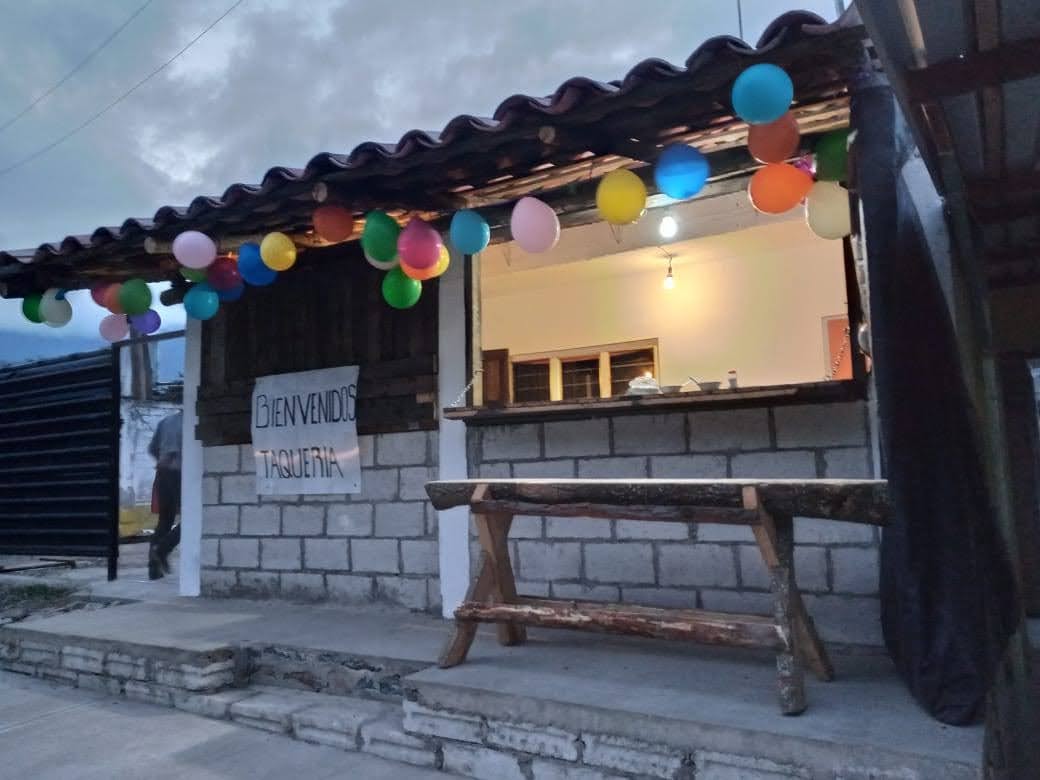 Taquería Los Malcriados image 2