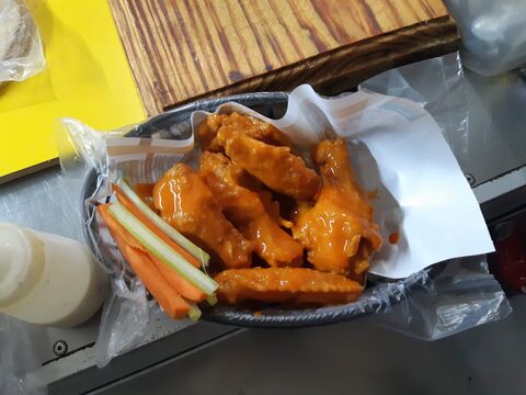 Alitas de la esquina image 3