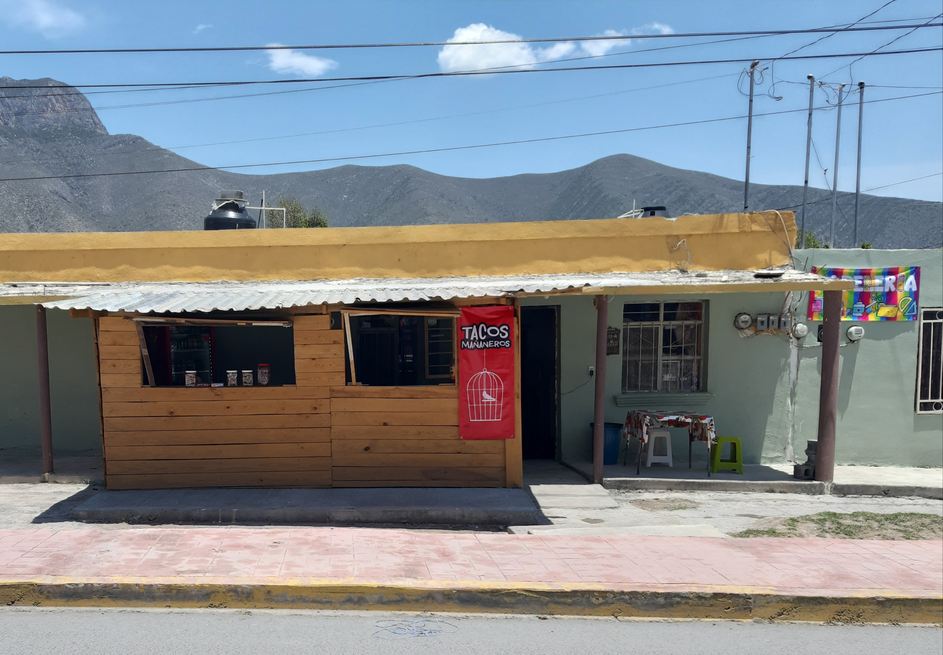 LAS DOS CARNALAS image 1