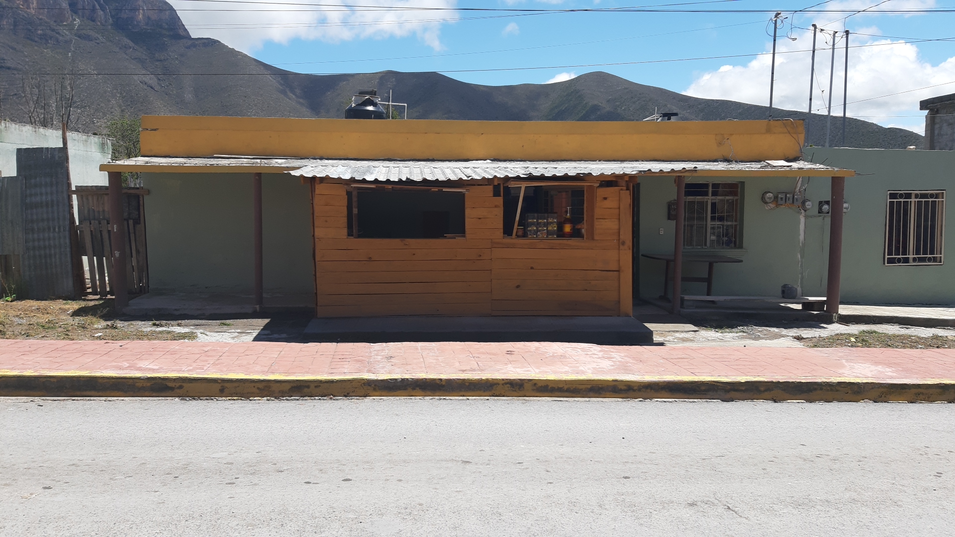 LAS DOS CARNALAS image 5