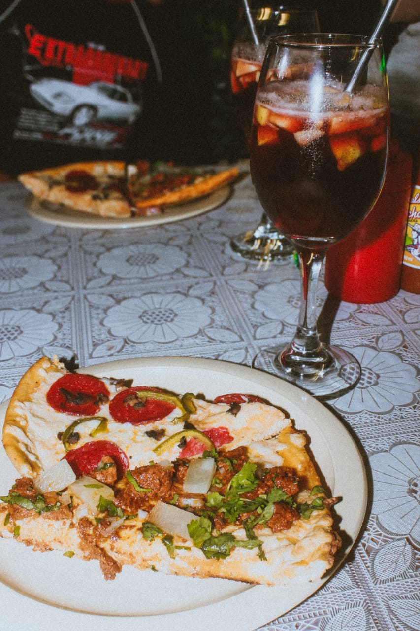 Pizza casera image 9