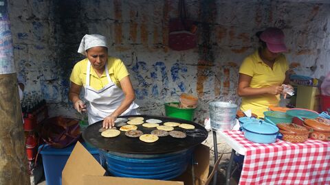 Gorditas "Doña Do" image 3